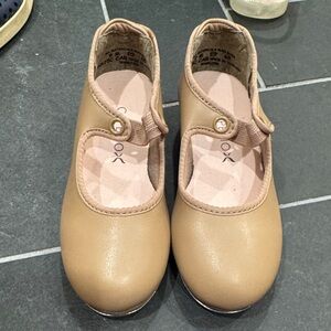 Tan Kids Tap Shoes